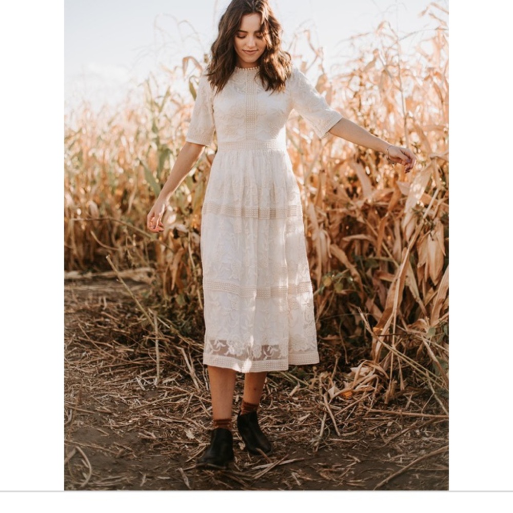 Heartland lace dress maxi